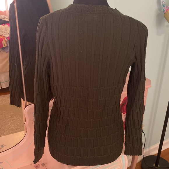 Anthropologie sweater as med. Forrest green - Picture 3 of 5